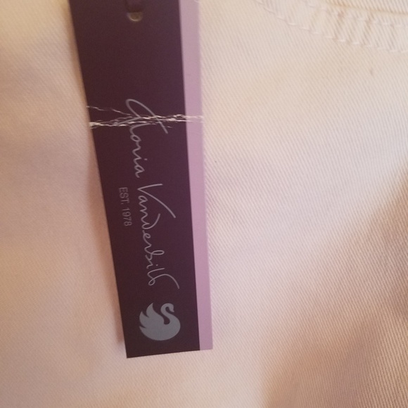 Pink Pants - Picture 3 of 5